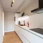 아파트 Centrum 4 *